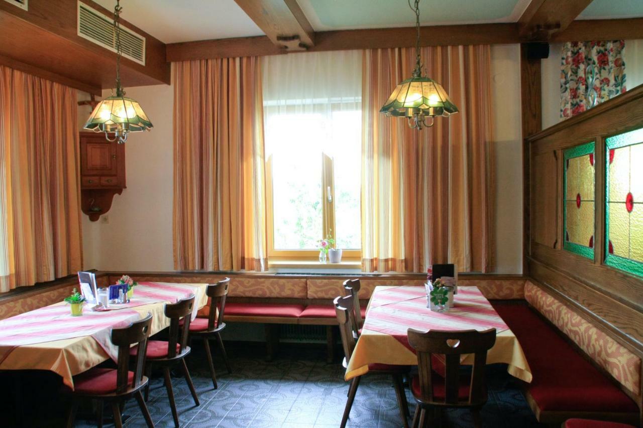 Genussgasthof Willenshofer Sankt Kathrein am Hauenstein Exteriör bild